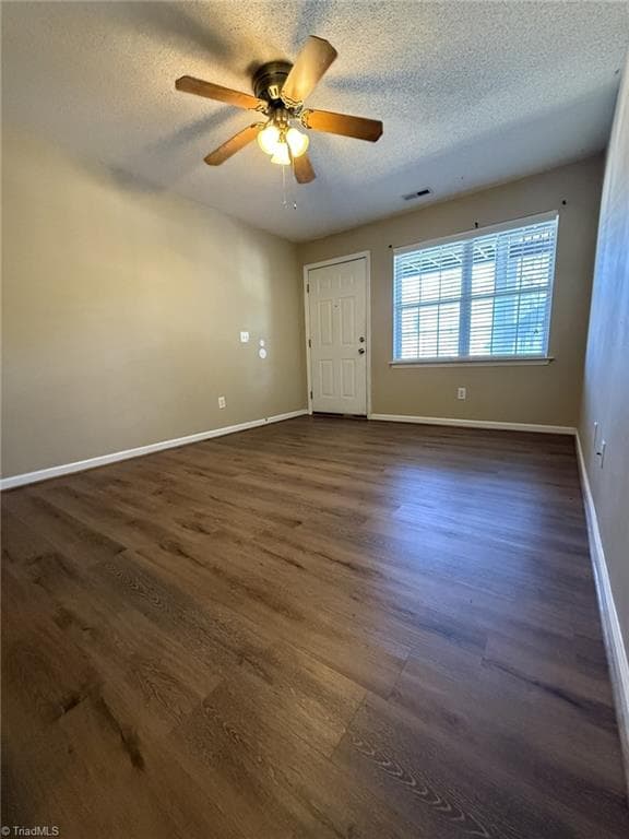 Stick/Site Built at 1008 Westbrook Court, Archdale NC 27263, photo 2 of 10