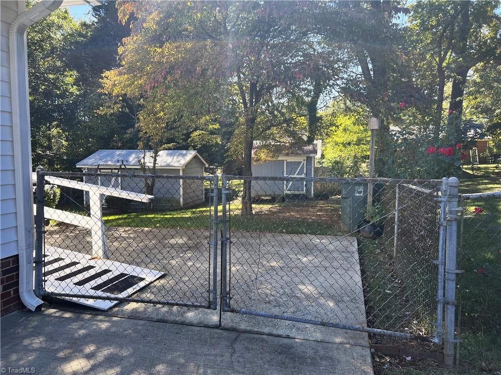 Stick/Site Built at 1302 Runyon Drive, Greensboro NC 27405, photo 33 of 39
