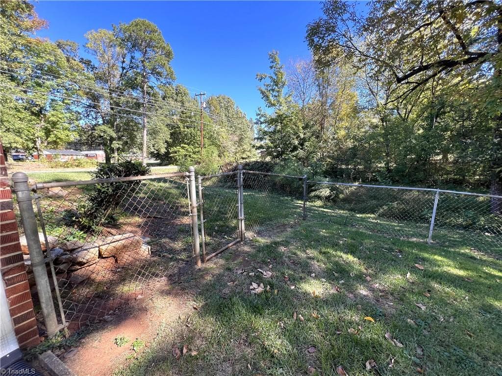 Stick/Site Built at 1302 Runyon Drive, Greensboro NC 27405, photo 35 of 39