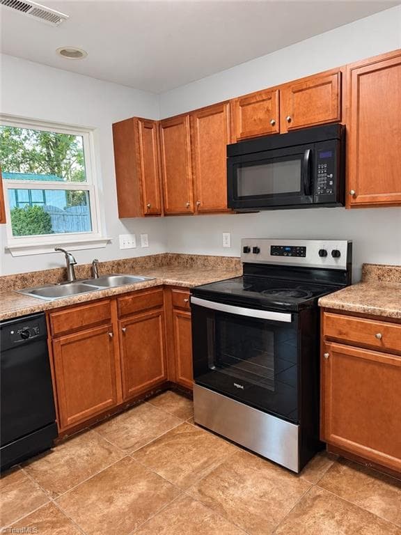 Stick/Site Built at 546 Clear Meadow Drive, Winston-Salem NC 27107, photo 7 of 15