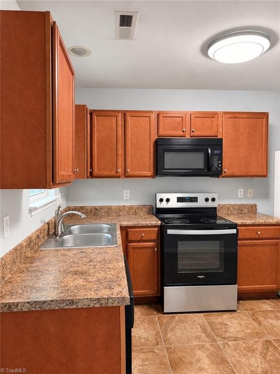 Stick/Site Built at 546 Clear Meadow Drive, Winston-Salem NC 27107, photo 8 of 15