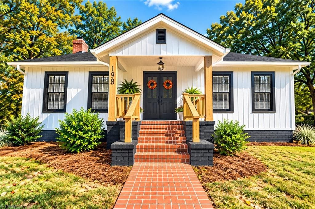198 Cricket Clubhouse Road, North Wilkesboro NC 28659