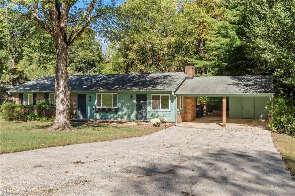 Stick/Site Built at 3797 Sandalwood Lane, Winston-Salem NC 27106, photo 22 of 28