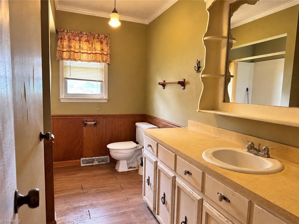 Stick/Site Built at 3483 Holloway Church Road, Lexington NC 27292, photo 7 of 14
