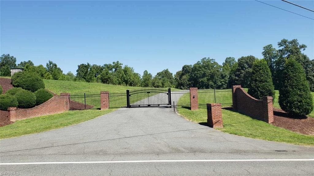 Stick/Site Built at 2957 Doris Drive, Burlington NC 27217, photo 36 of 38
