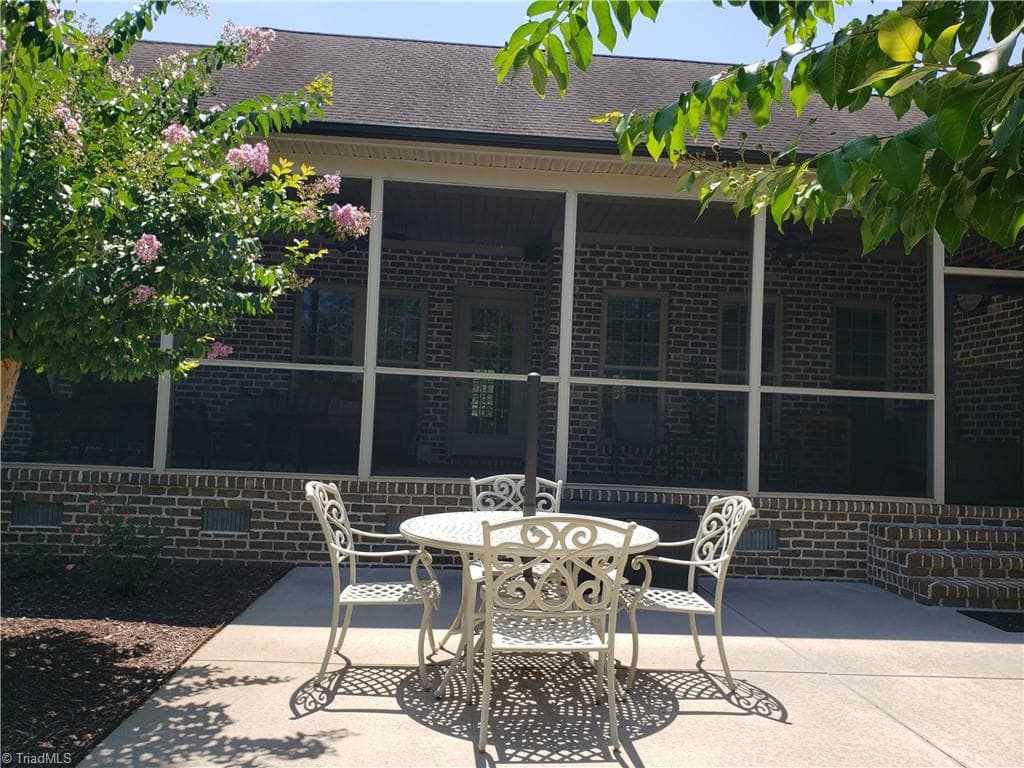 Stick/Site Built at 2957 Doris Drive, Burlington NC 27217, photo 20 of 38
