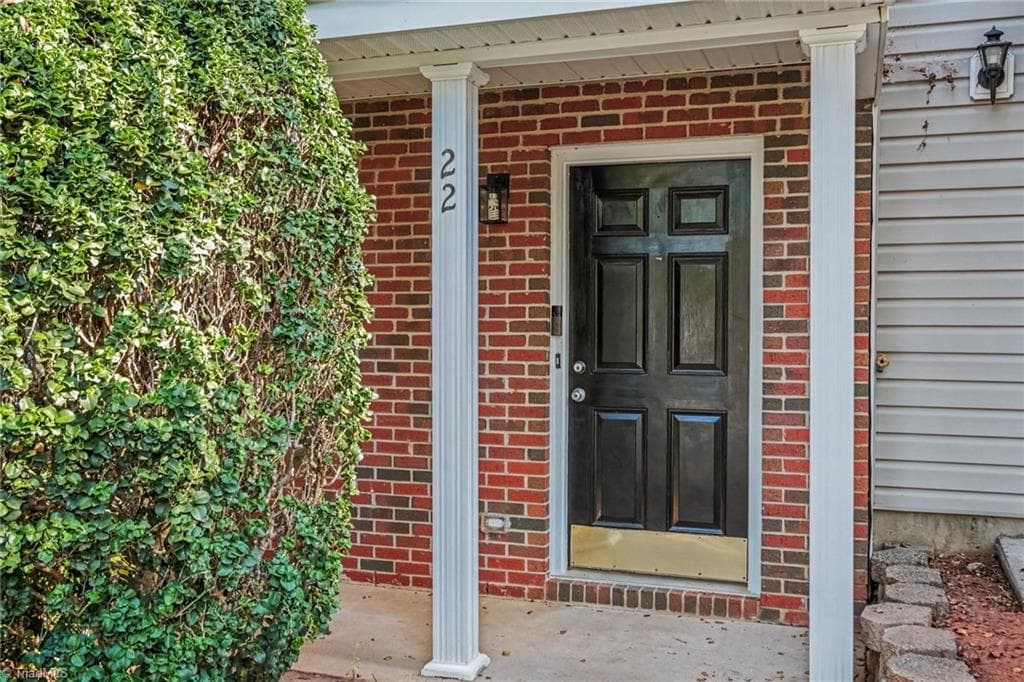 Stick/Site Built at 22 Melissa Carol Circle, Greensboro NC 27407, photo 7 of 33