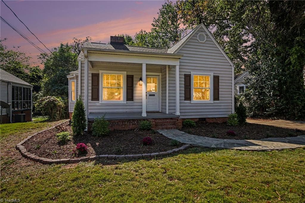 Stick/Site Built at 1119 W Northwood Street, Greensboro NC 27408, photo 3 of 29