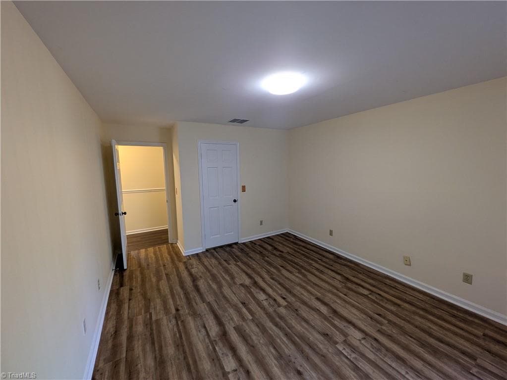 Condo/Townhouse at 2707 Reynolda Road # C3, Winston-Salem NC 27106, photo 9 of 17