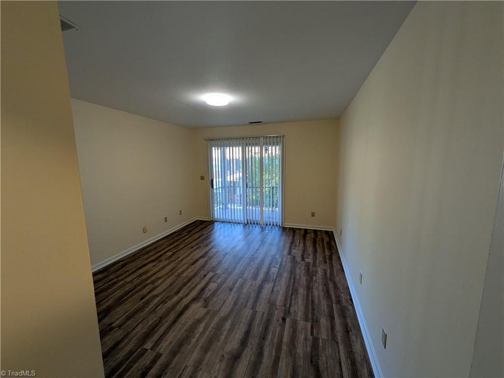 Condo/Townhouse at 2707 Reynolda Road # C3, Winston-Salem NC 27106, photo 8 of 17