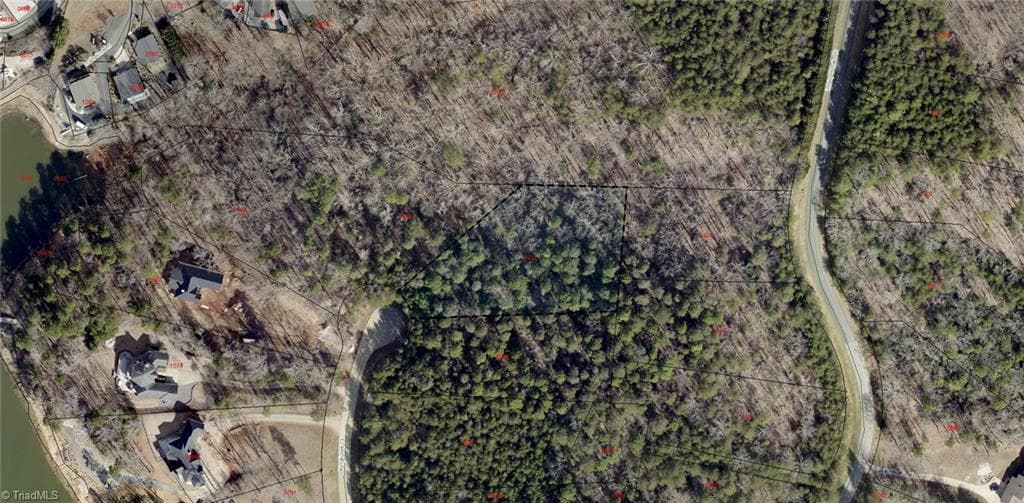 Unimproved Land at 210 Kingfisher Court, New London NC 28127, photo 2 of 3