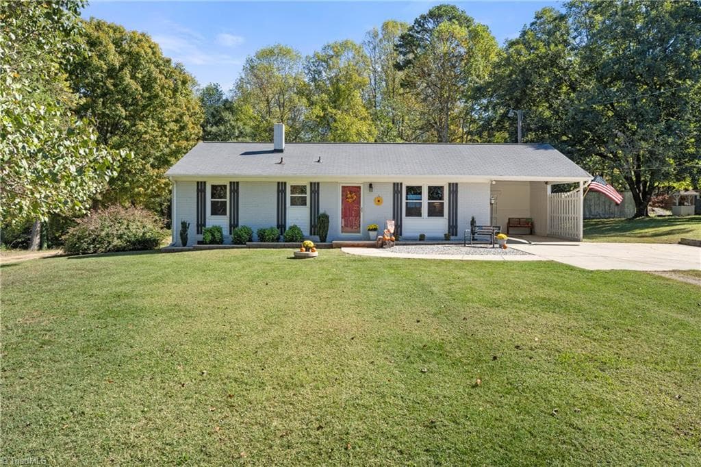 209 Barney Road, High Point NC 27265