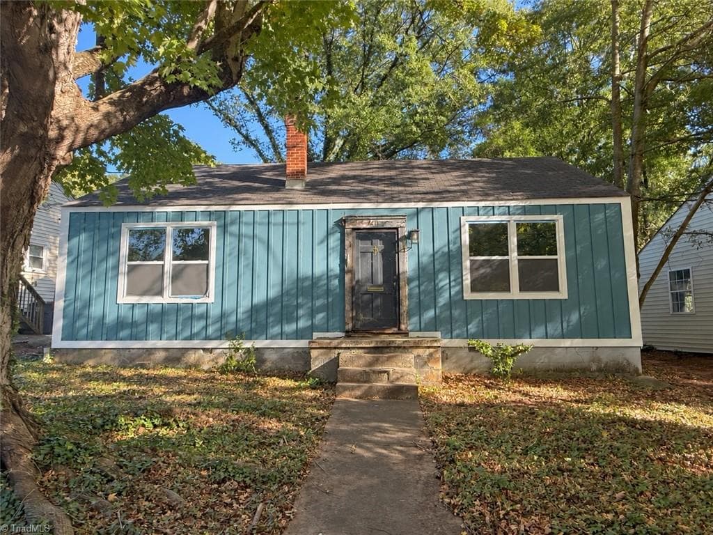 Stick/Site Built at 711 Magnolia Street, Winston-Salem NC 27103