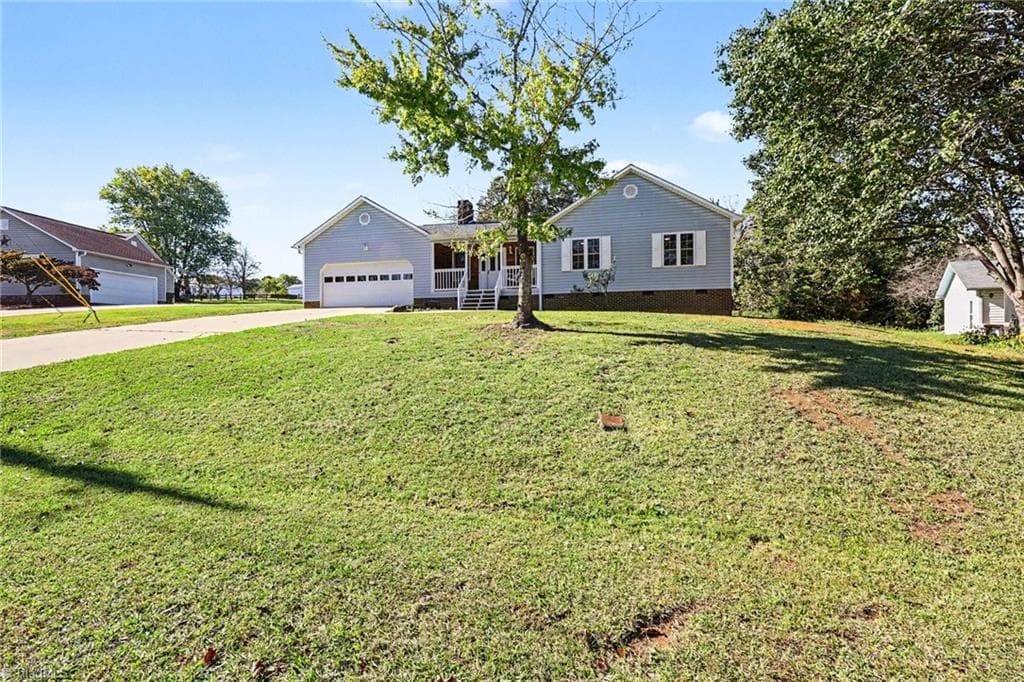 Stick/Site Built at 3936 Evergreen Drive, Trinity NC 27370, photo 3 of 29
