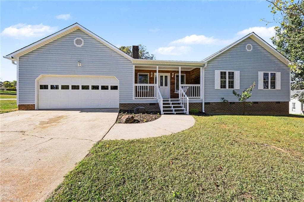 Stick/Site Built at 3936 Evergreen Drive, Trinity NC 27370, photo 4 of 29