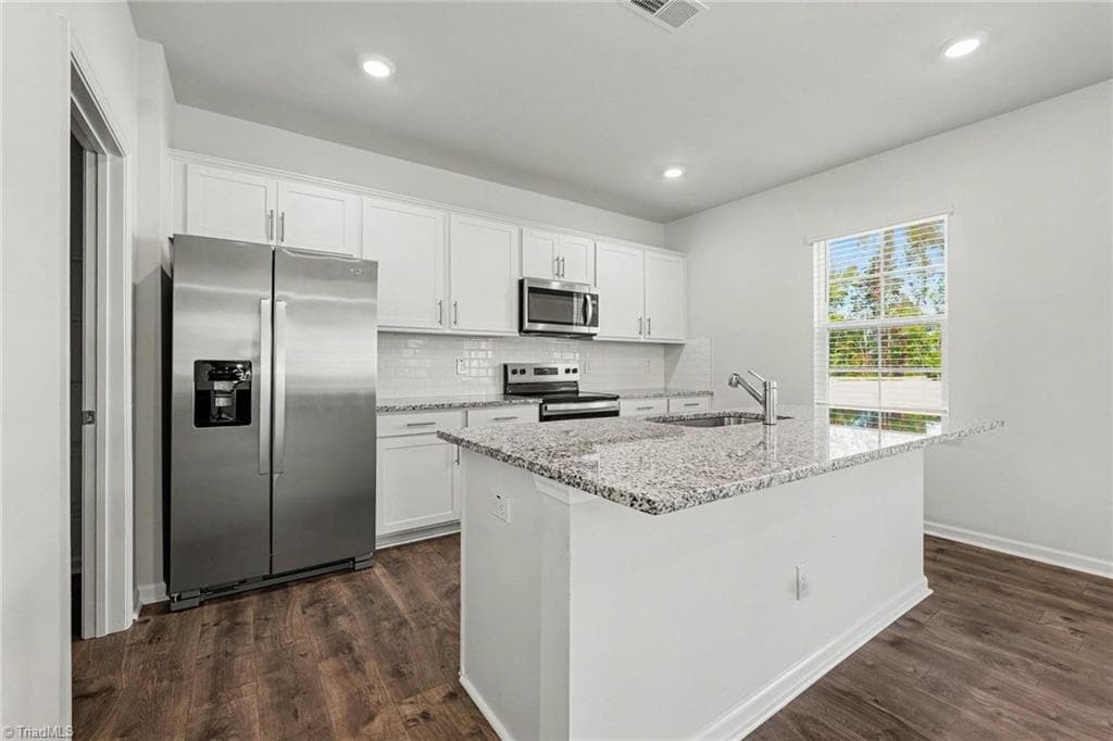 Stick/Site Built at 152 Crestview Lane, Lexington NC 27295, photo 13 of 34