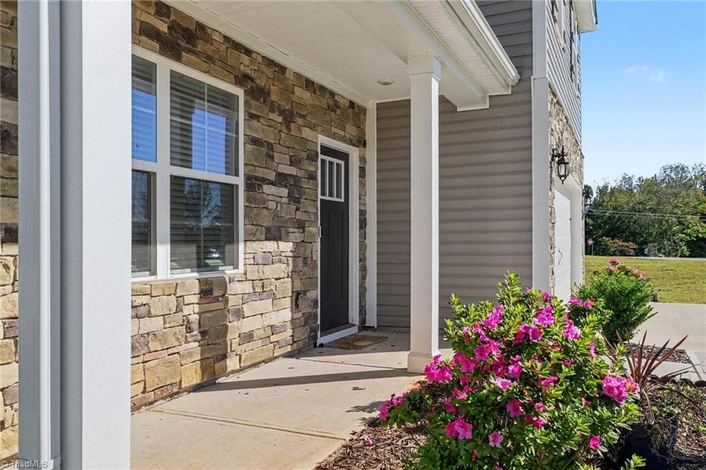 Stick/Site Built at 152 Crestview Lane, Lexington NC 27295, photo 10 of 34