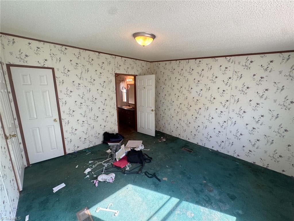 Manufactured Home at 256 Brookfall Dairy Road, Elkin NC 28621, photo 13 of 25