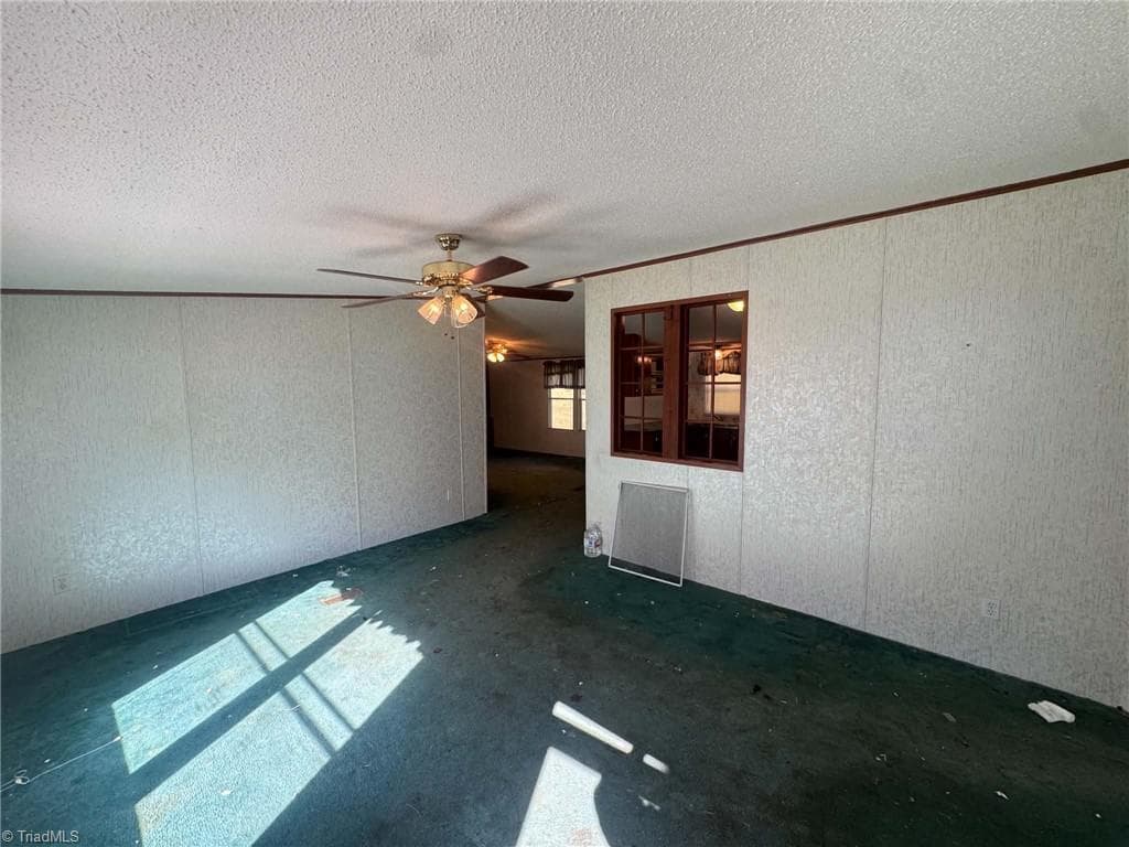 Manufactured Home at 256 Brookfall Dairy Road, Elkin NC 28621, photo 11 of 25