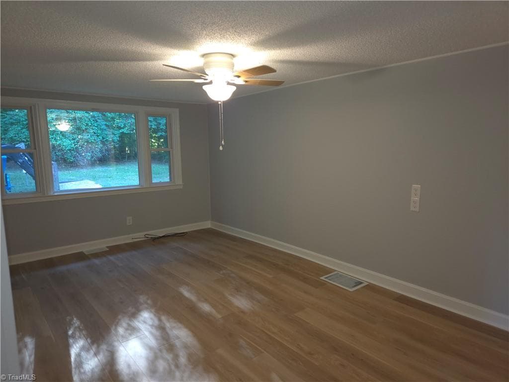 Stick/Site Built at 855 Mcgregor Road, Winston-Salem NC 27103, photo 6 of 14