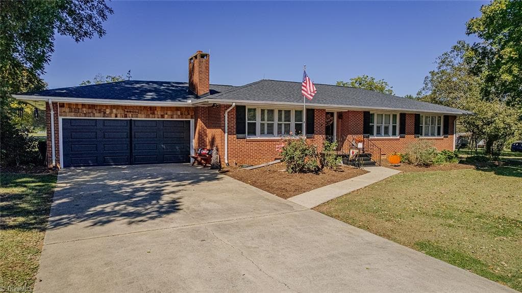 4901 Mt. Hermon Rock Creek Road, Snow Camp NC 27349