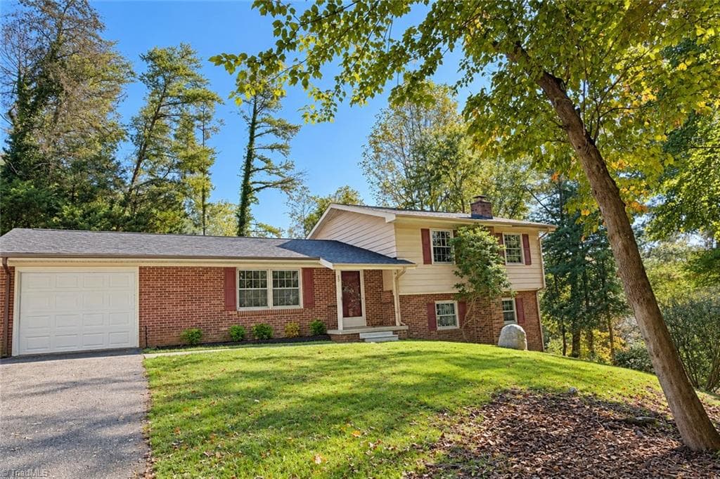 20 Devonwood Drive, Marion NC 28752