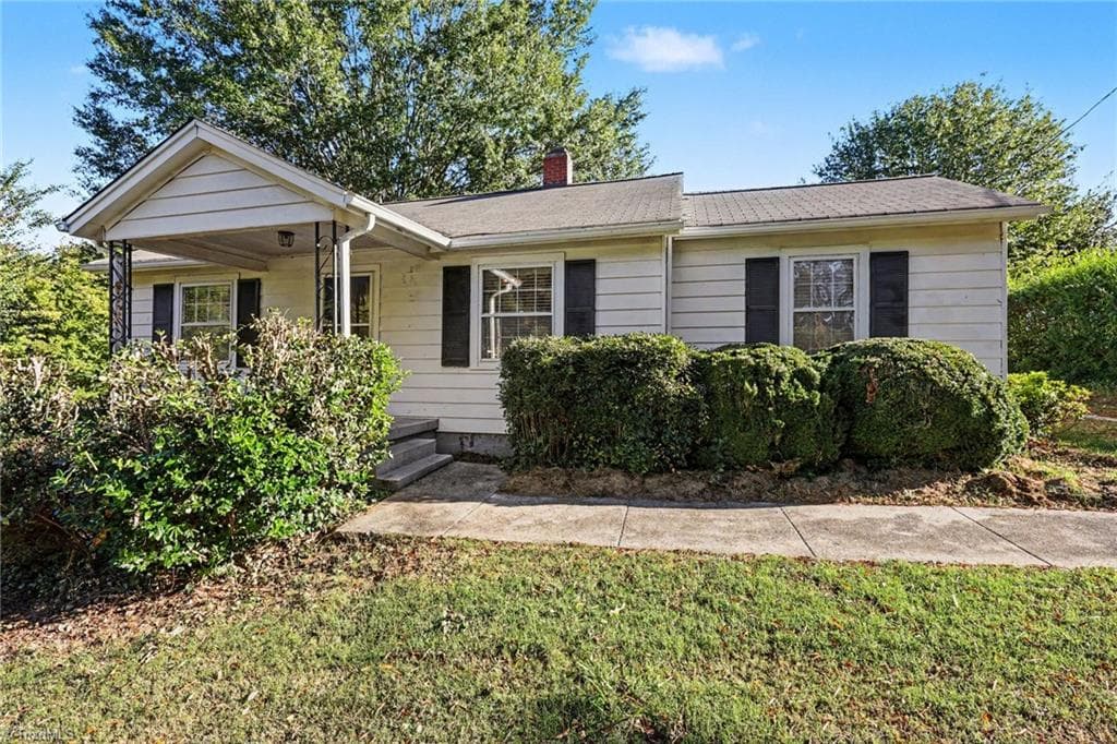 4929 Russwood Road, Browns Summit NC 27214