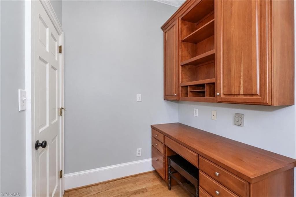 Stick/Site Built at 3230 Broadmoor Drive, Statesville NC 28625, photo 28 of 47