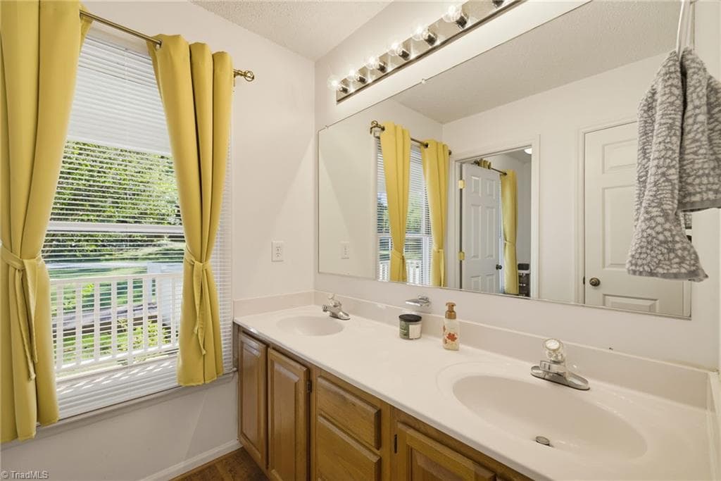 Stick/Site Built at 4013 Carriage House Circle, Trinity NC 27370, photo 17 of 47