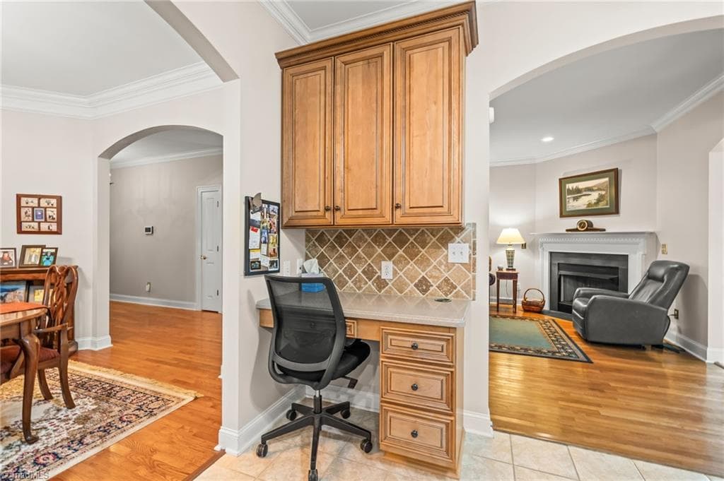 Stick/Site Built at 2366 Addison Boulevard, High Point NC 27262, photo 13 of 38