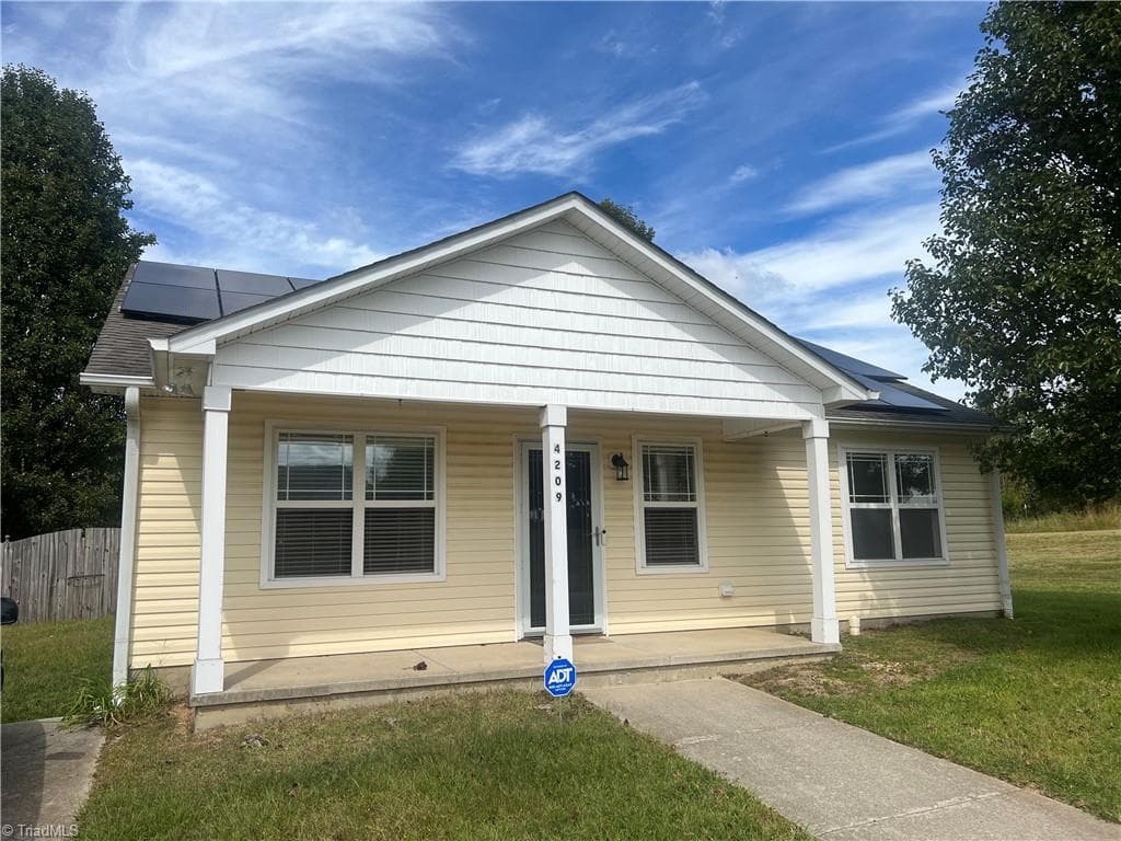 4209 Smith Farm Lane, Winston-Salem NC 27107