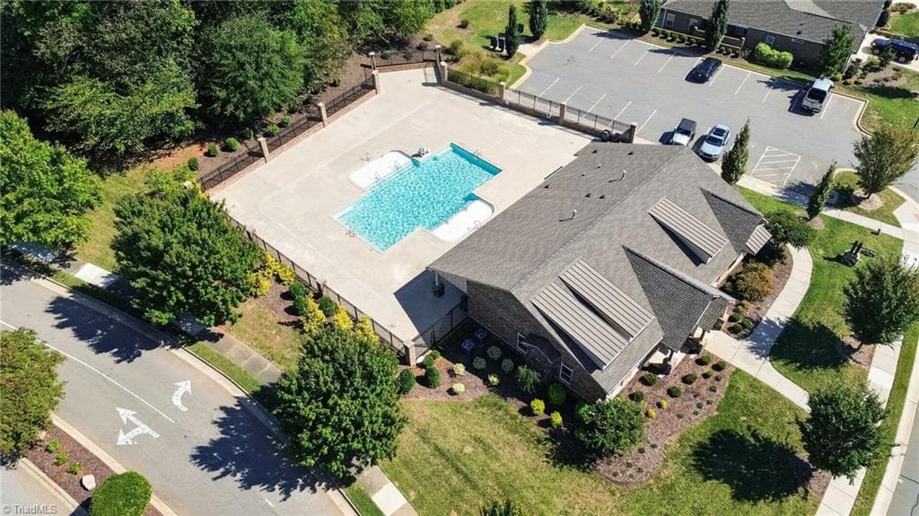 Stick/Site Built at 175 Macallan Drive, Burlington NC 27215, photo 2 of 50