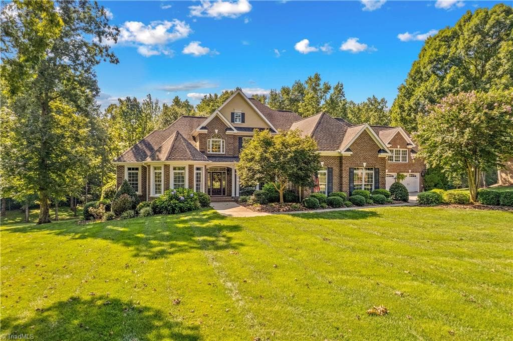 220 Cedar Lake Drive, Statesville NC 28625
