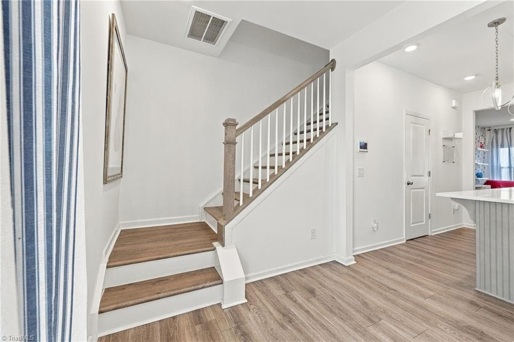 Stick/Site Built at 1902 Ardmore Commons Drive, Winston-Salem NC 27103, photo 31 of 39