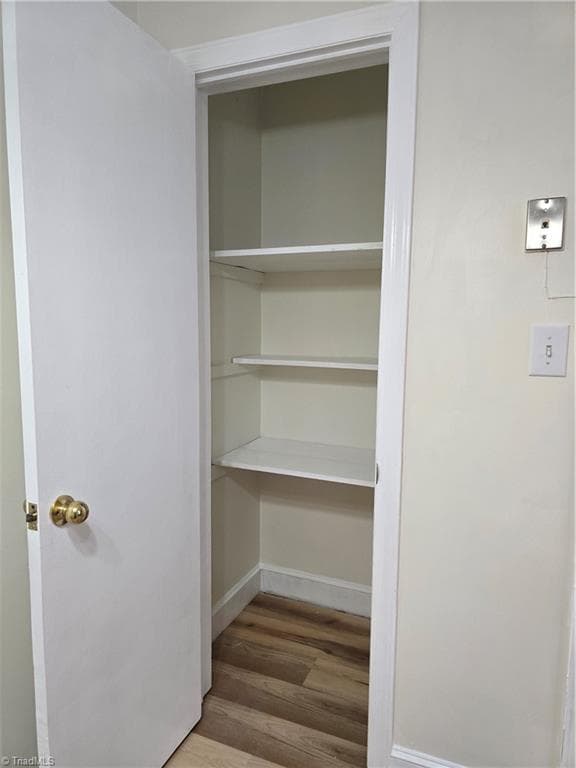 Duplex at 228 N Sunset Drive, Winston-Salem NC 27101, photo 6 of 19
