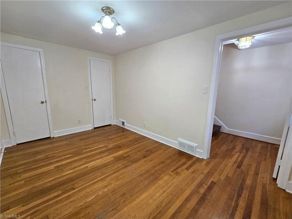 Duplex at 228 N Sunset Drive, Winston-Salem NC 27101, photo 16 of 19