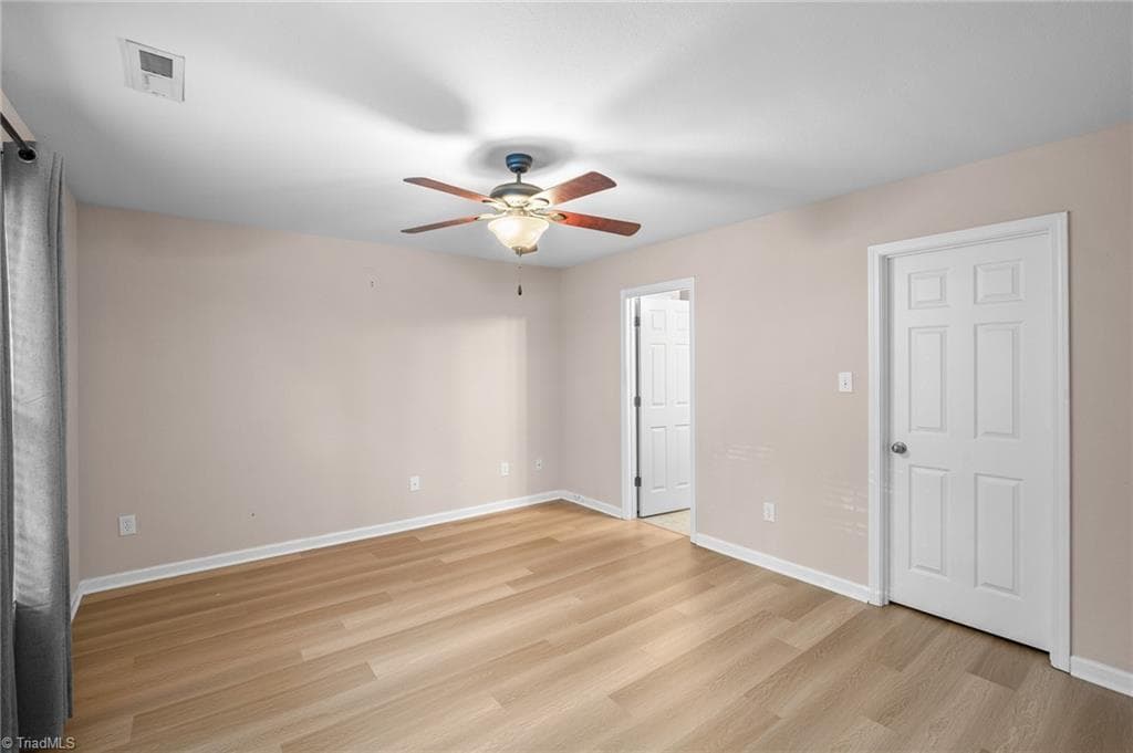 Stick/Site Built at 3844 Hanley Way, Walkertown NC 27051, photo 14 of 24