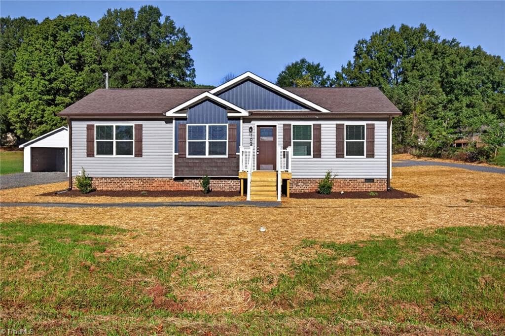 102A Turner Road, Mayodan NC 27027