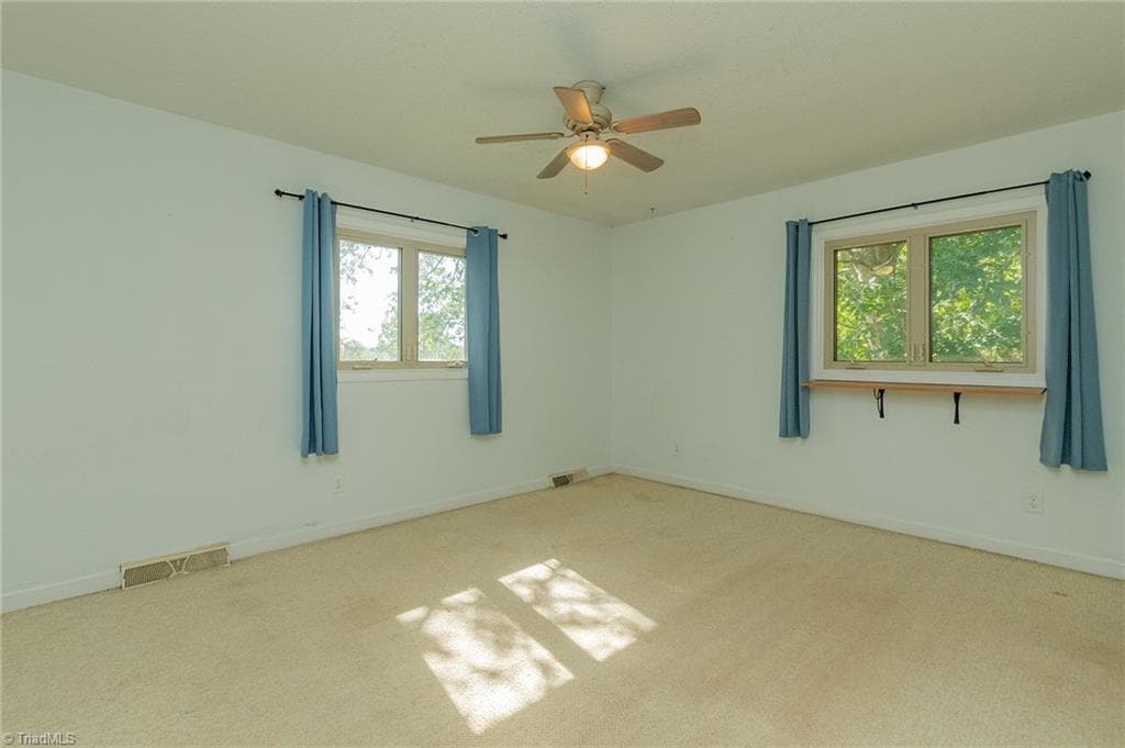 Stick/Site Built at 623 Cardinal Drive, Lexington NC 27292, photo 20 of 43