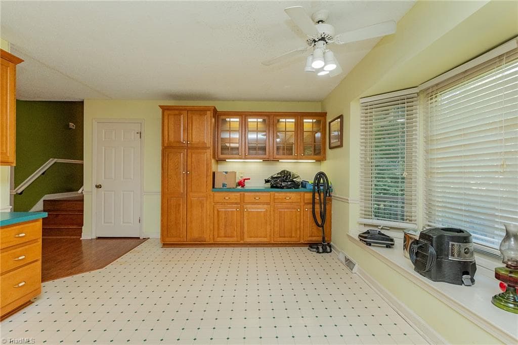 Stick/Site Built at 623 Cardinal Drive, Lexington NC 27292, photo 14 of 43