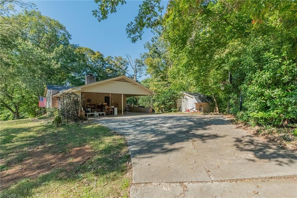Stick/Site Built at 623 Cardinal Drive, Lexington NC 27292, photo 39 of 43
