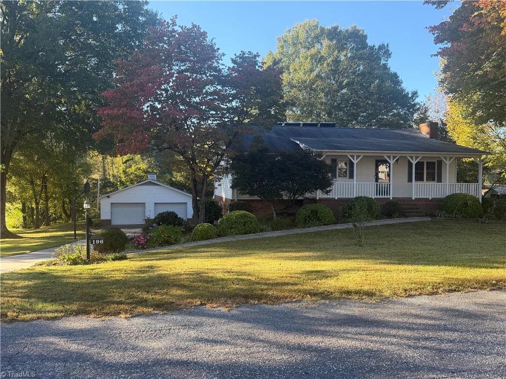 196 Wilmar Circle, Lexington NC 27295