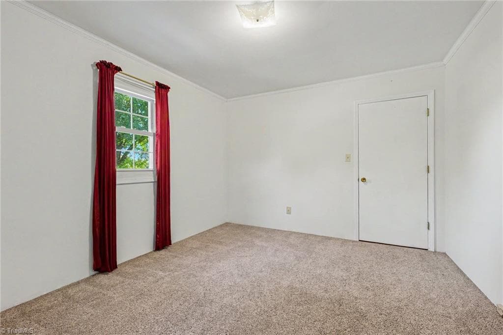 Stick/Site Built at 196 Wilmar Circle, Lexington NC 27295, photo 14 of 27