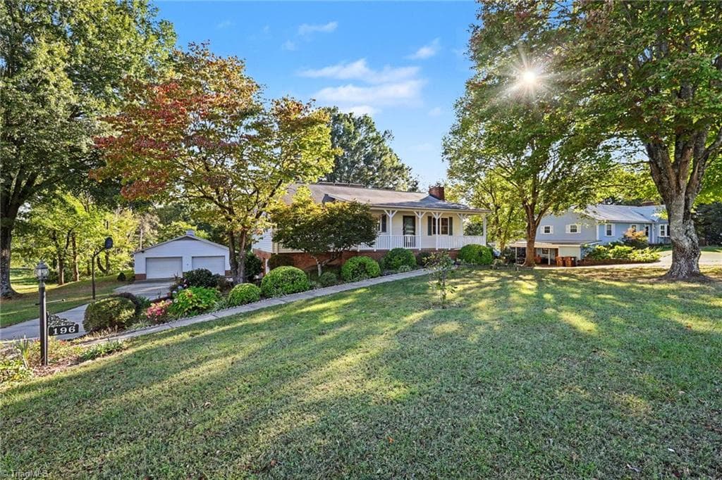 Stick/Site Built at 196 Wilmar Circle, Lexington NC 27295, photo 4 of 27