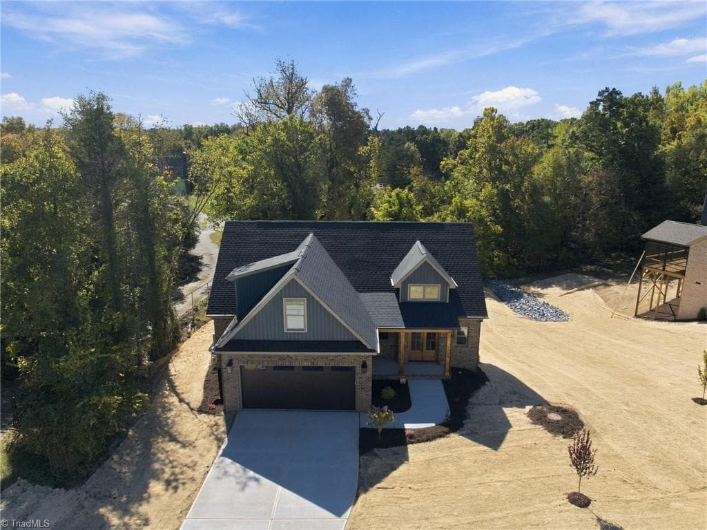 Stick/Site Built at 1368 Trafalgar Drive, High Point NC 27262, photo 46 of 50