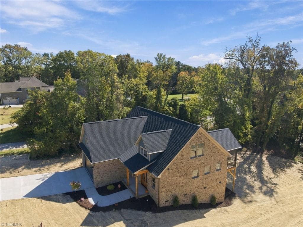 Stick/Site Built at 1368 Trafalgar Drive, High Point NC 27262, photo 45 of 50