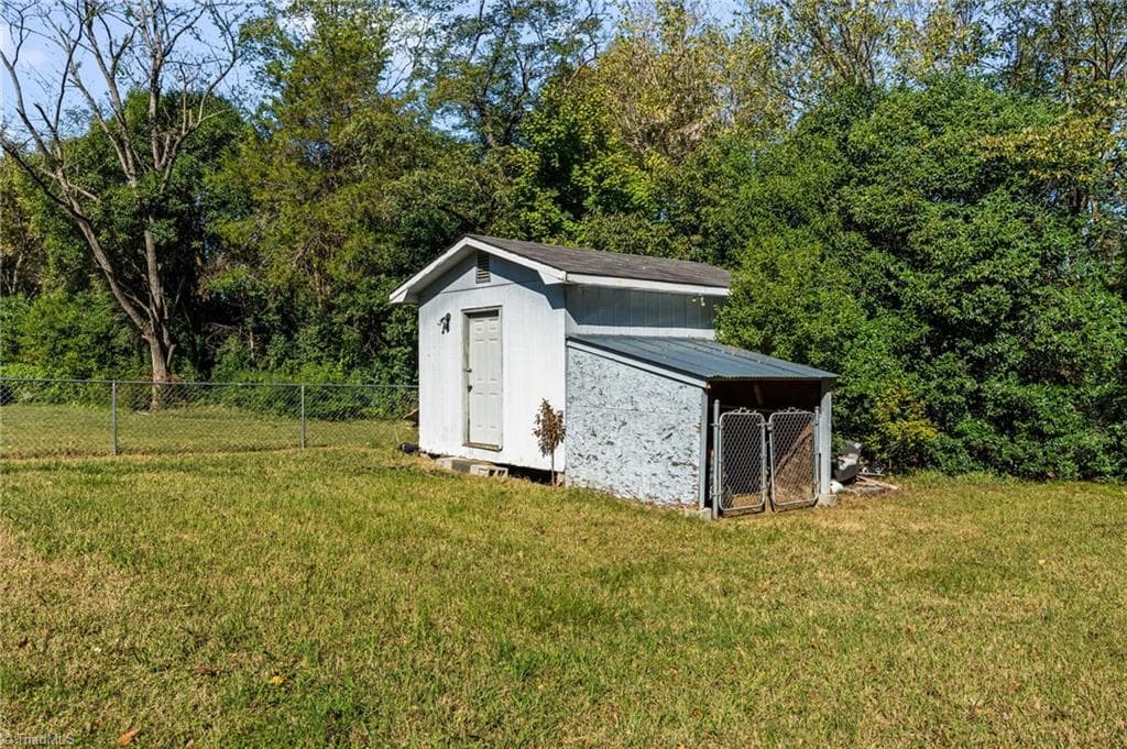 Stick/Site Built at 6256 Lowerywood Circle, Trinity NC 27370, photo 26 of 36
