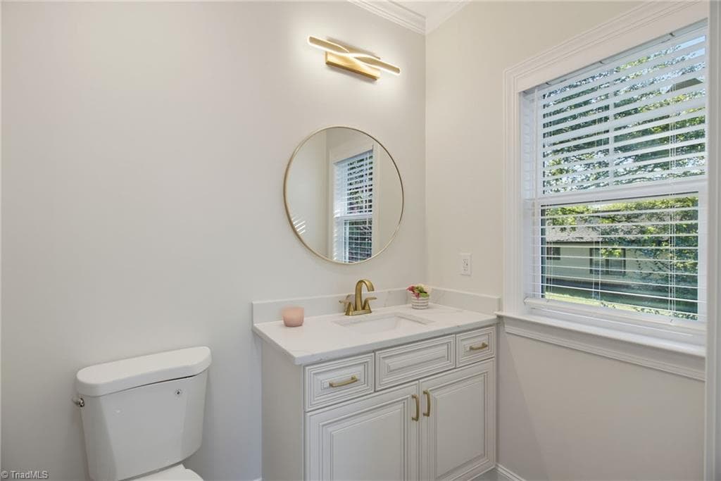 Stick/Site Built at 316 Pickett Place, High Point NC 27262, photo 20 of 33