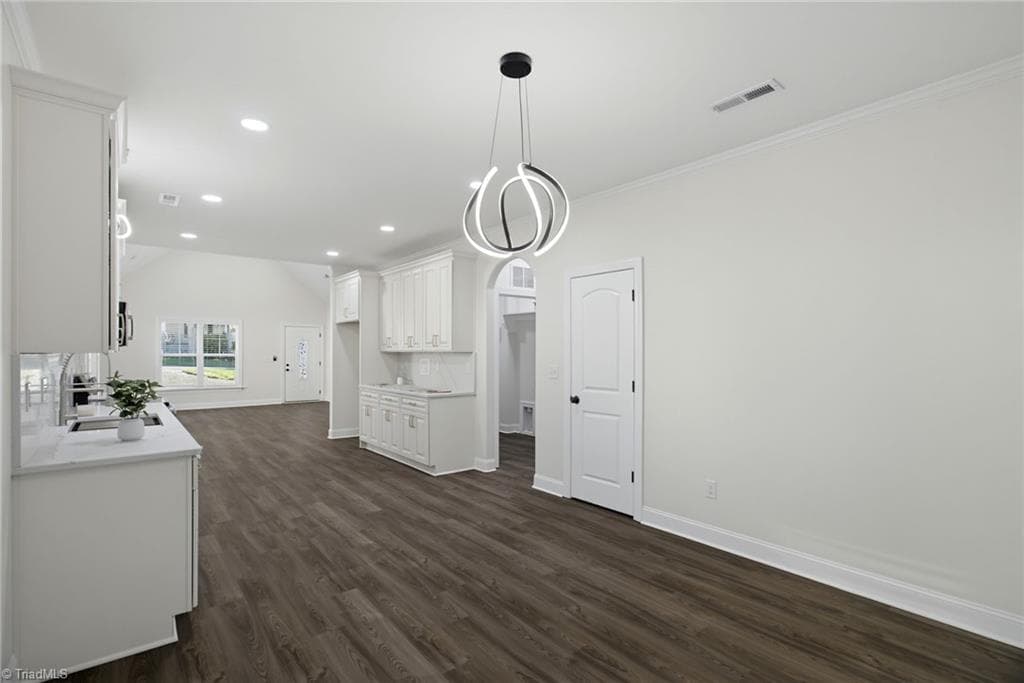 Stick/Site Built at 316 Pickett Place, High Point NC 27262, photo 14 of 33