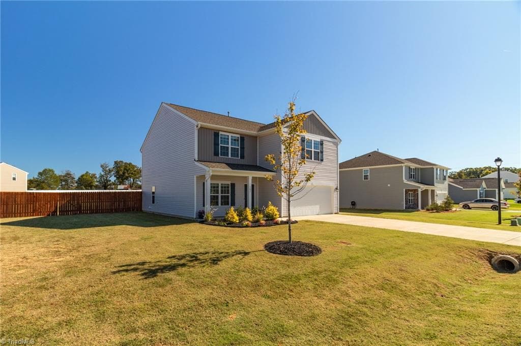 Stick/Site Built at 107 Wickham Court, Clemmons NC 27012, photo 3 of 32